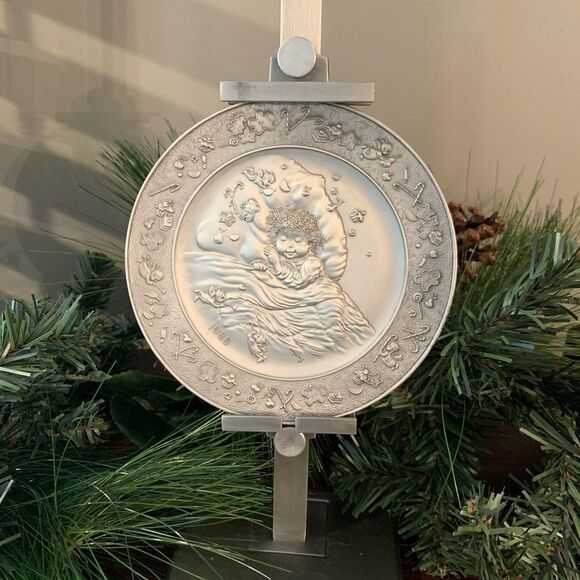 Vintage 1988 visions of sugarplums Pewter plate - Picture 2 of 7